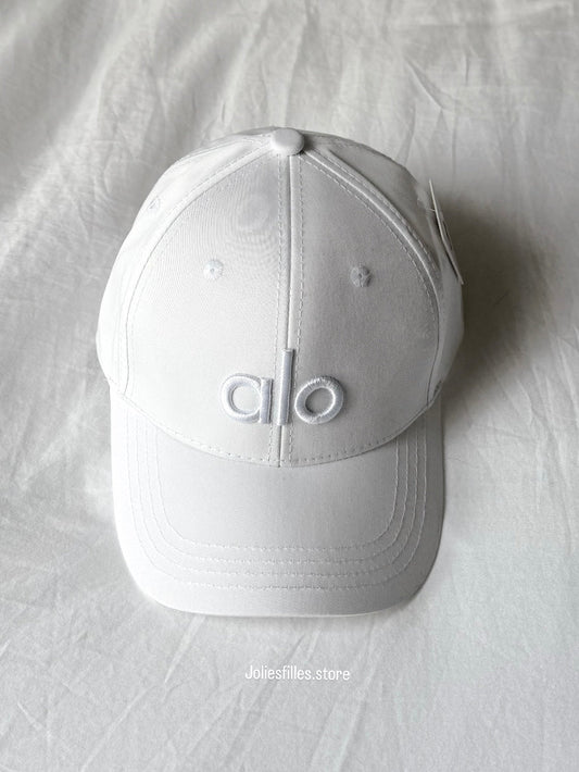 CASQUETTE BLANCHE*