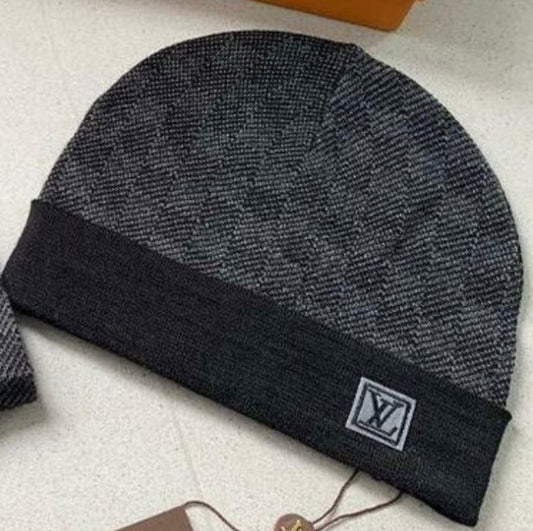 Bonnet Louis Vuitton Dark Matter